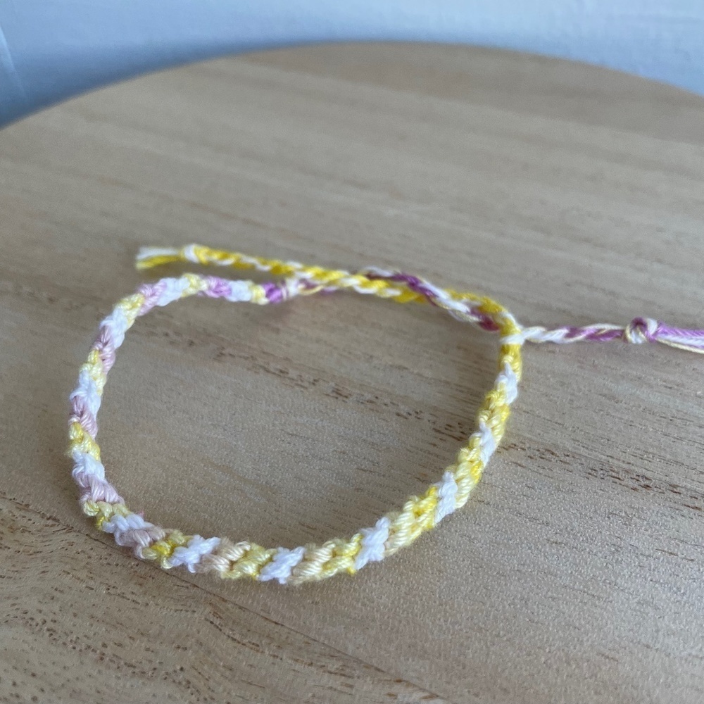 Naomi Woven Bracelet‎